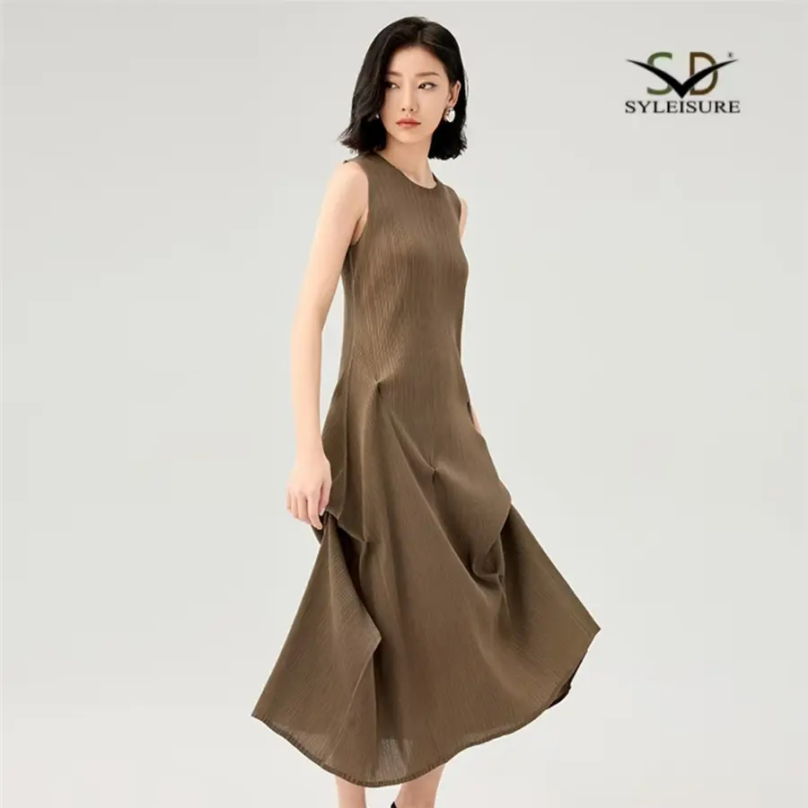 Women's Short - Sleeve Pleated Midi Dress (3).jpg