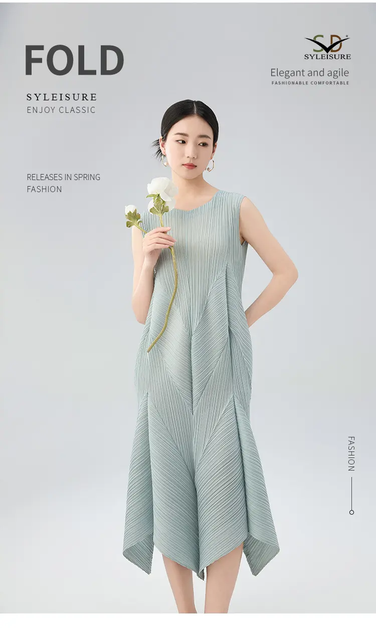 Women’s Pleated Sleeveless Asymmetric Midi Dress (5)