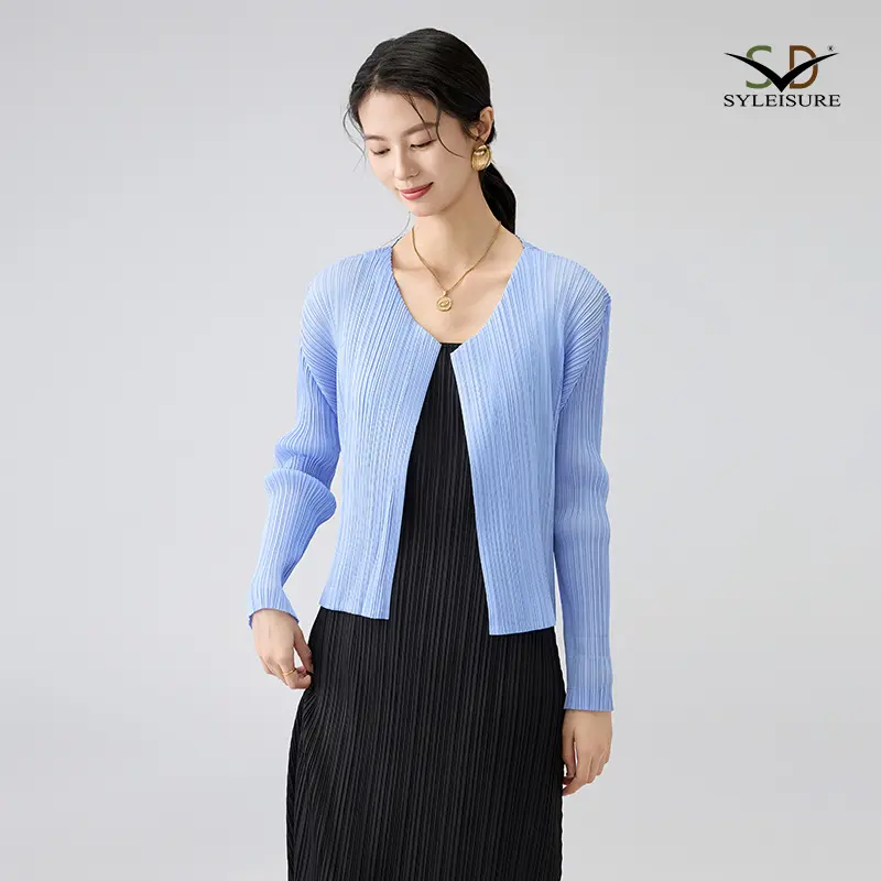 Women's Pleated Long - Sleeve Cardigan (3).jpg
