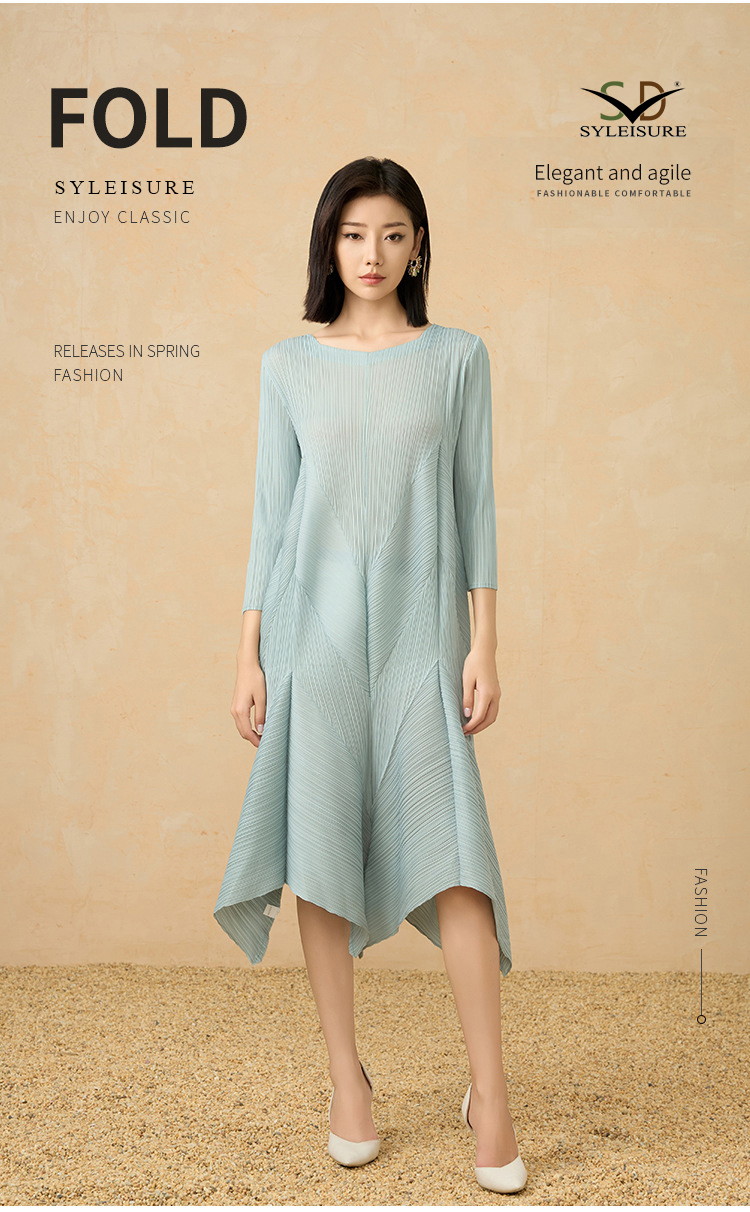 Sleeveless Lightweight Midi Dress (5)