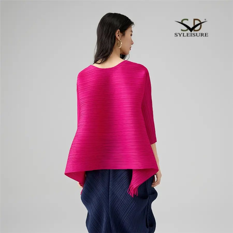 Quarter Sleeve Pleated Asymmetric Top (4).jpg