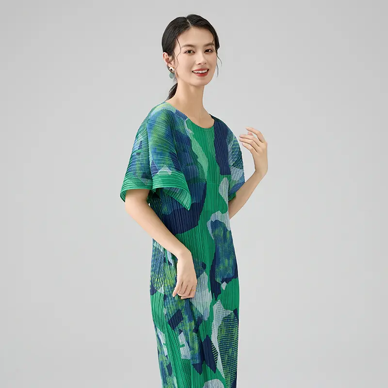 Syleisure Strengthens Global Presence with Innovative Pleated Fashion for 2025