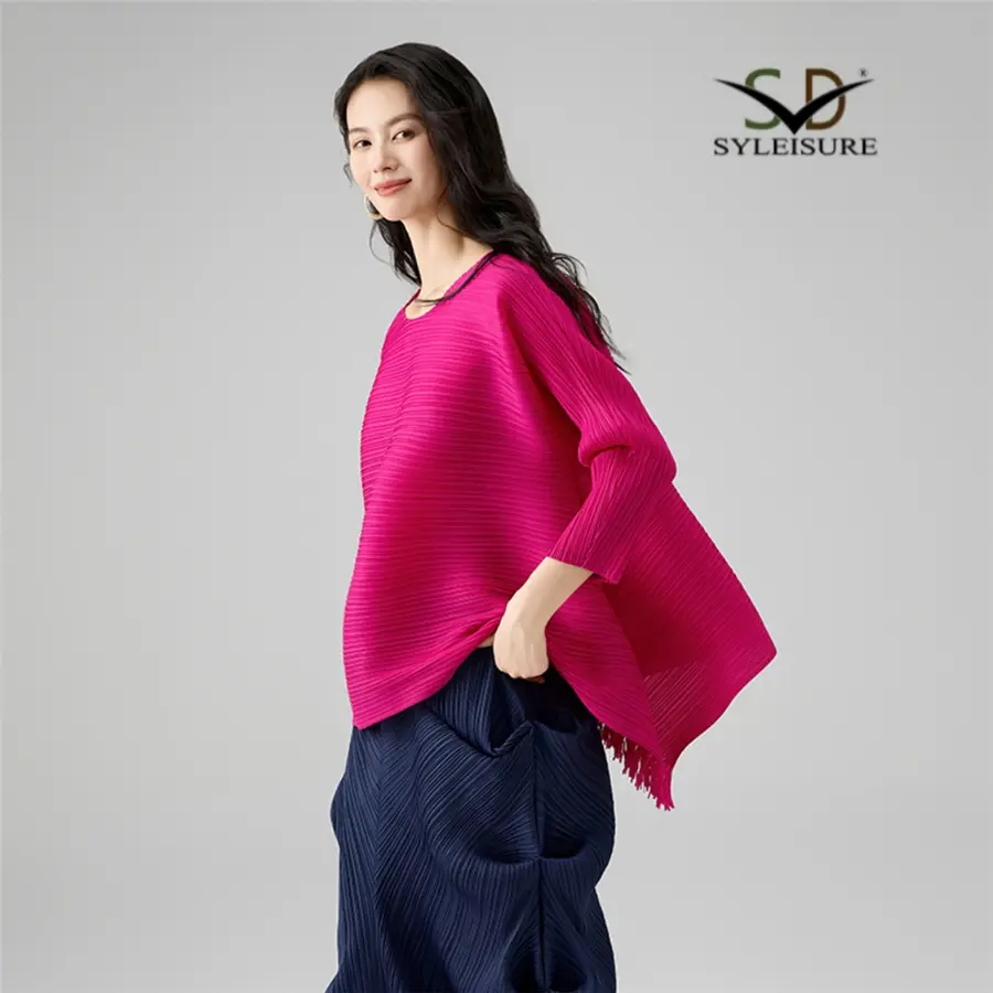 Quarter Sleeve Pleated Asymmetric Top (3).jpg