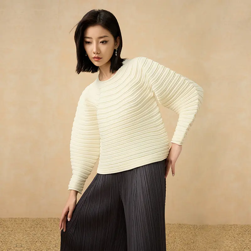 Syleisure Launches Autumn/Winter 2025 Pleated Collection — Redefining Everyday Elegance