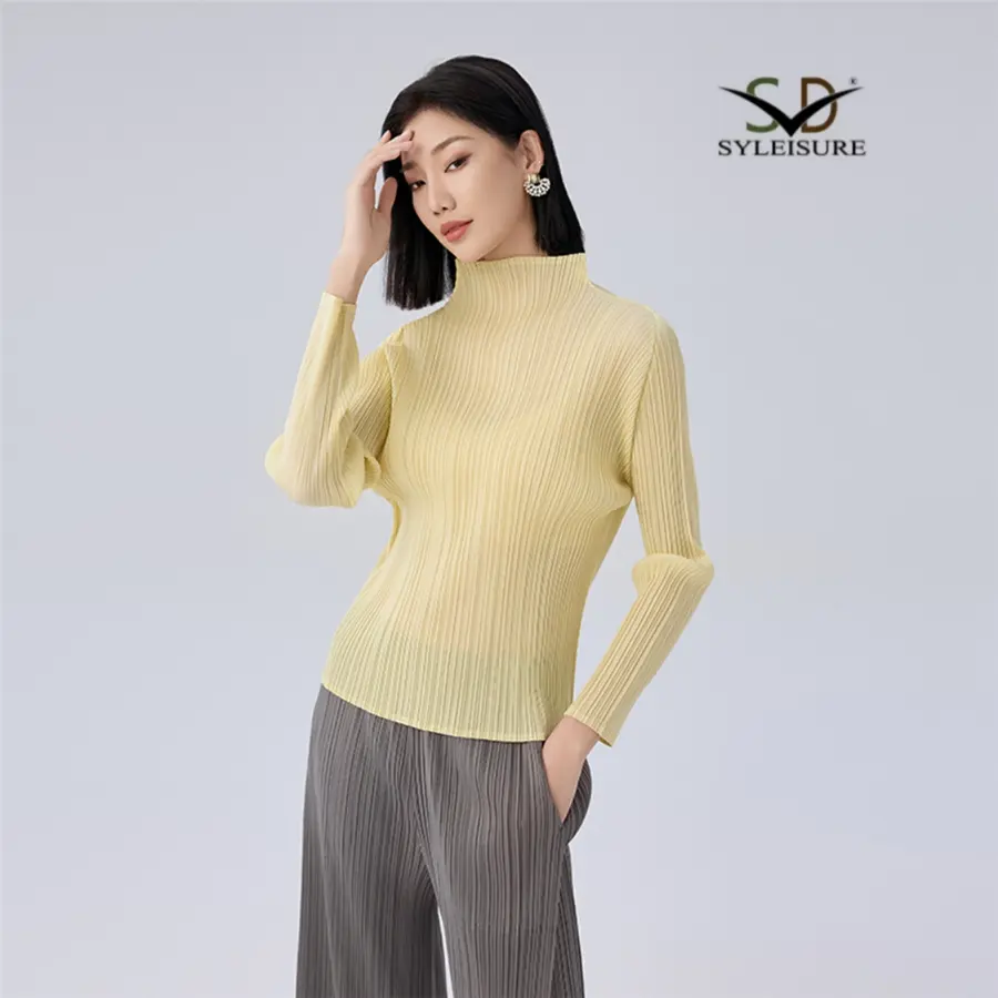 Turtleneck Long Sleeve Top (4).jpg
