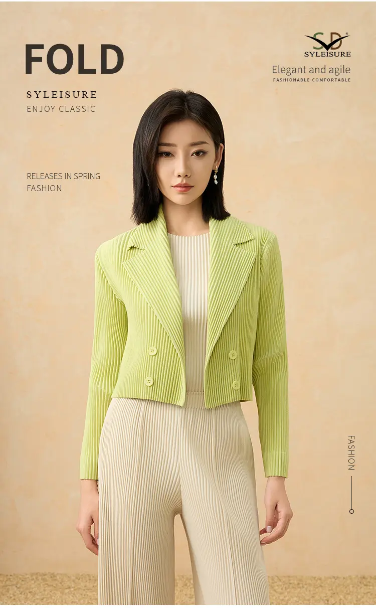 Women's Pleated Cropped Blazer (5)