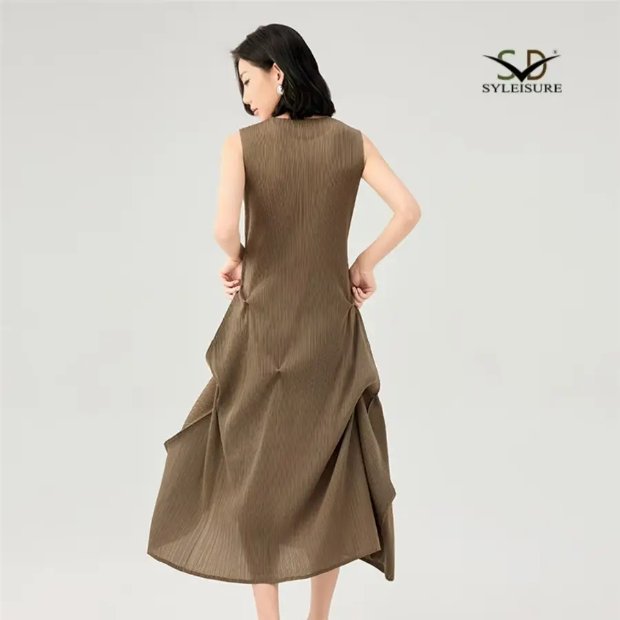 Women's Short - Sleeve Pleated Midi Dress (2).jpg